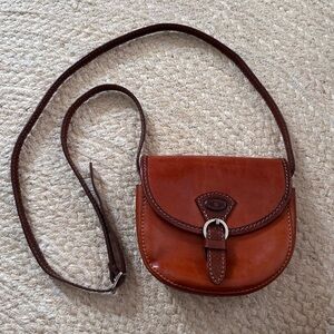 Vittoria Veneta Vera Pelle Crossbody Purse Cognac